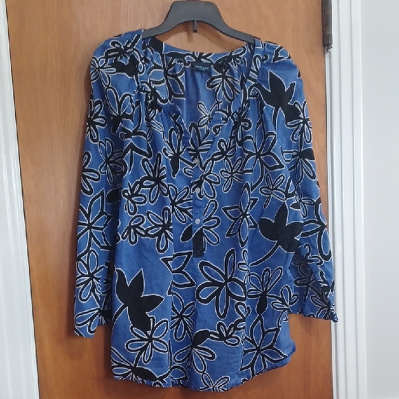 Westbound Tops - Westbound Blue & Black Floral 100% Cotton Blouse Sz.PXL.3/4 Sleeves.EUC!24"L.